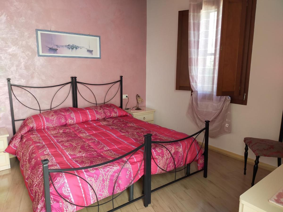 קאסטלסארדו B&B Colti Di Rosa מראה חיצוני תמונה