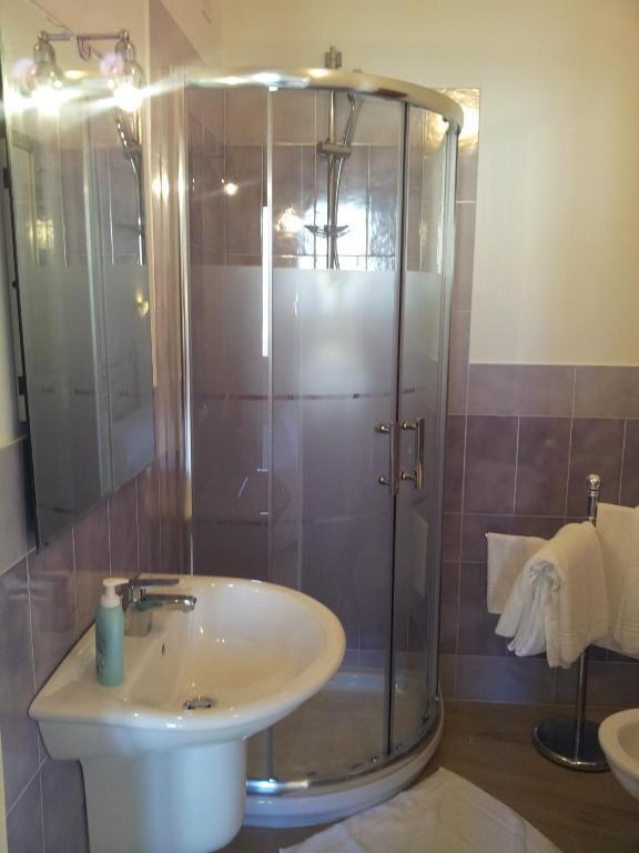 קאסטלסארדו B&B Colti Di Rosa חדר תמונה